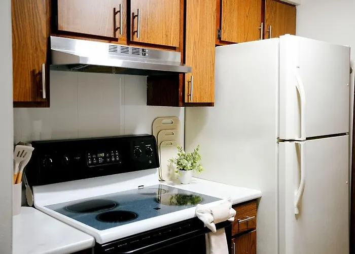 1br Near O'hare • Balcony • Workspace *